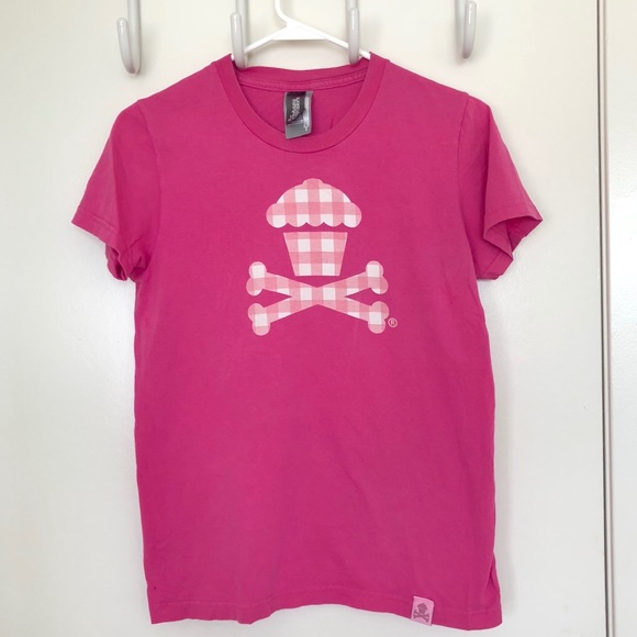 Johnny Cupcakes Tops Johnny Cupcakes Gingham Crossbones Logo Poshmark